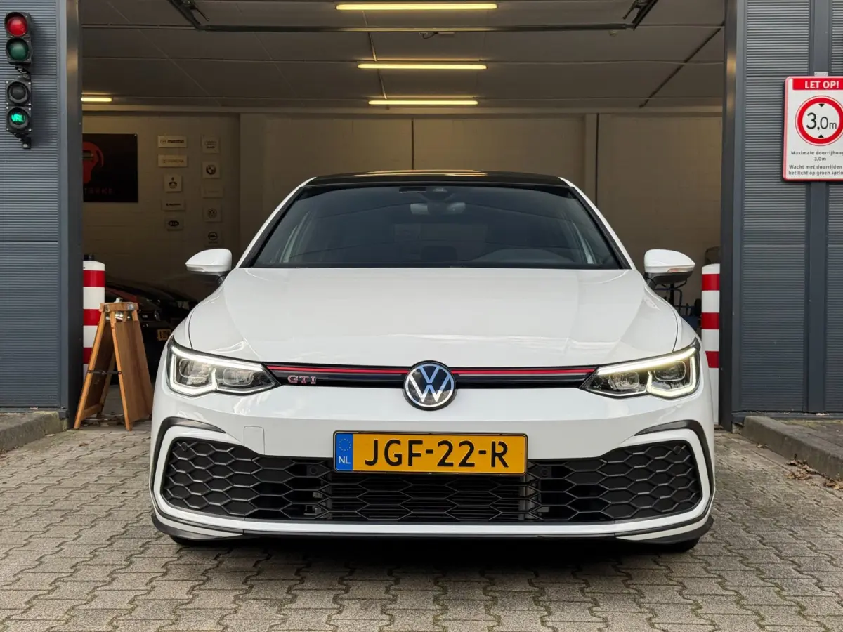 2.0 TSI GTI / PANO / SFEER / KEYLESS / CARPLAY / FLIPPERS / CLIMATE / ADAPTIEVE CRUISE / DAB+ / PRIVACY GLASS !
