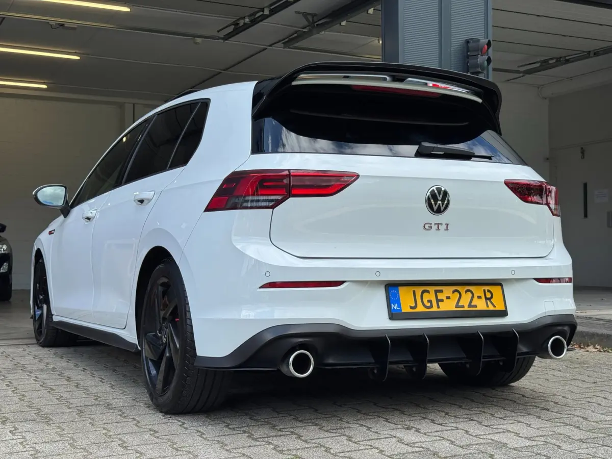 2.0 TSI GTI / PANO / SFEER / KEYLESS / CARPLAY / FLIPPERS / CLIMATE / ADAPTIEVE CRUISE / DAB+ / PRIVACY GLASS !