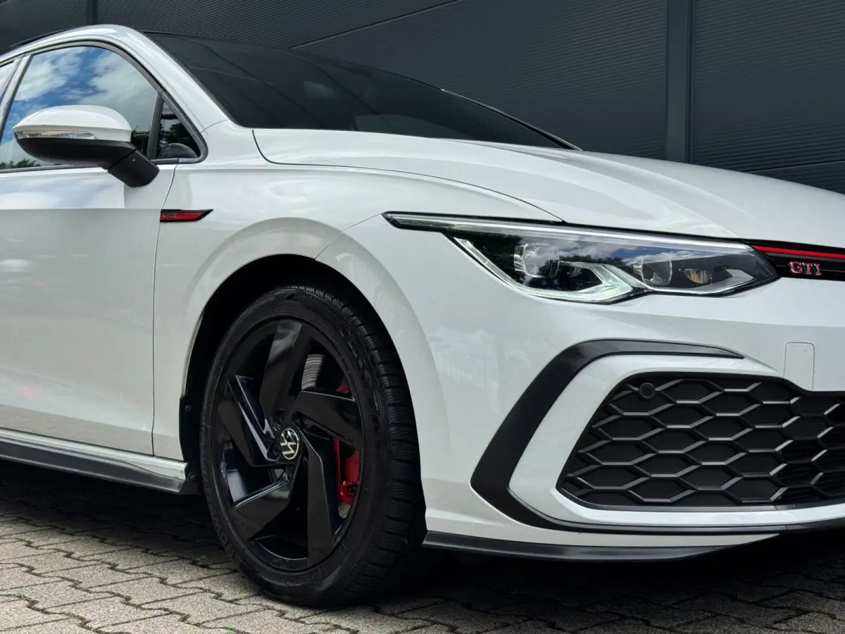 2.0 TSI GTI / PANO / SFEER / KEYLESS / CARPLAY / FLIPPERS / CLIMATE / ADAPTIEVE CRUISE / DAB+ / PRIVACY GLASS !