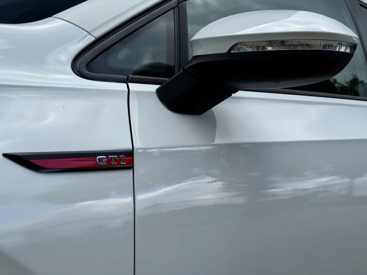 2.0 TSI GTI / PANO / SFEER / KEYLESS / CARPLAY / FLIPPERS / CLIMATE / ADAPTIEVE CRUISE / DAB+ / PRIVACY GLASS !