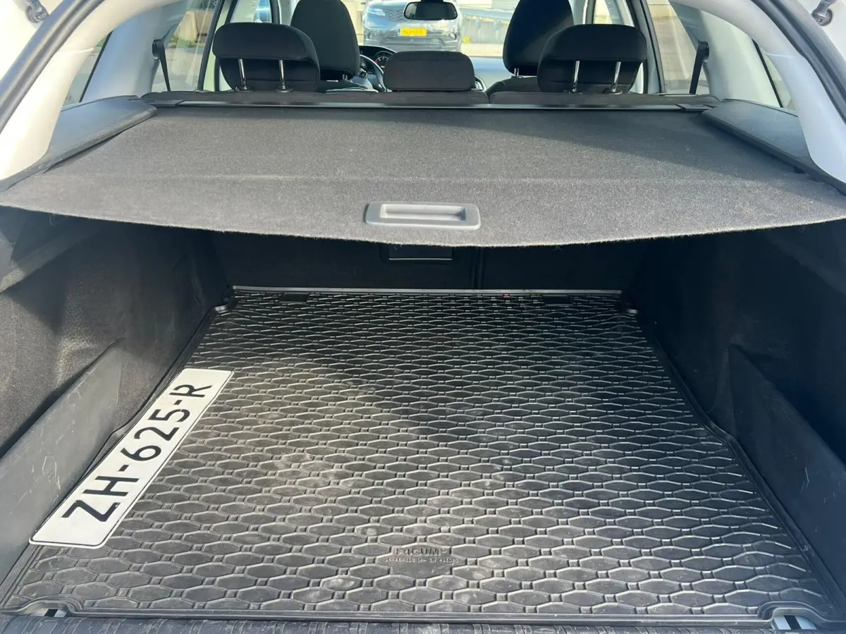 1.2 PureTech Blue Lease Executive Cruise Pano