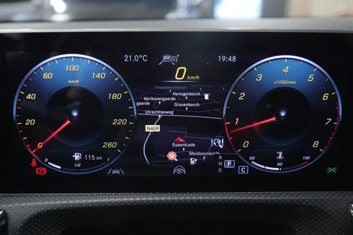 200 AMG /PANO/MEMORY/KEYLESS/SFEER/CAMERA/BOMVOL