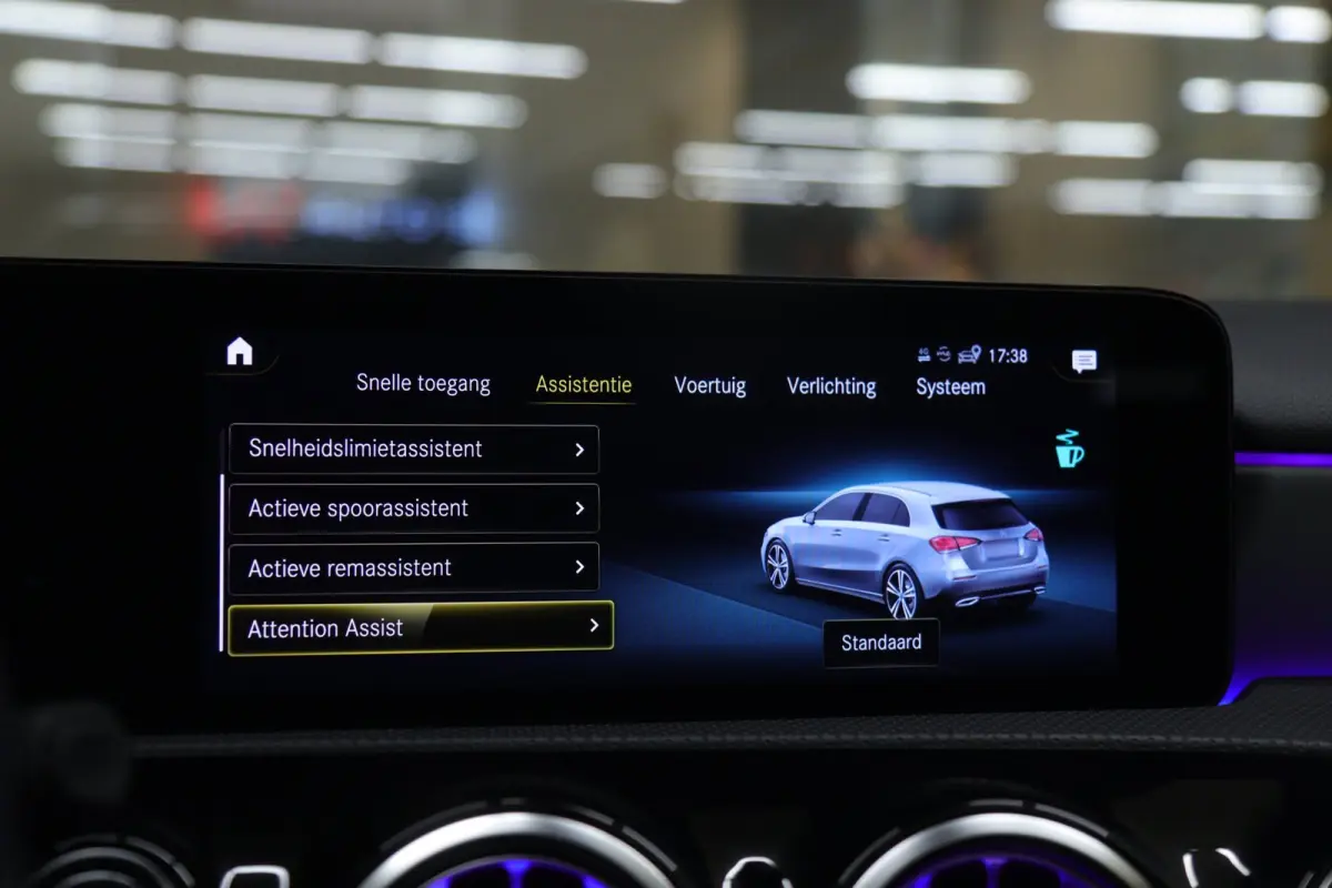 200 AMG /PANO/MEMORY/KEYLESS/SFEER/CAMERA/BOMVOL
