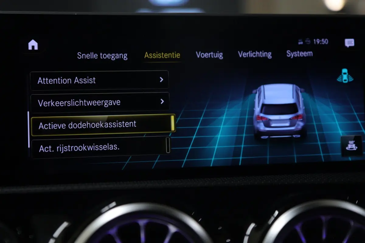 200 AMG /PANO/MEMORY/KEYLESS/SFEER/CAMERA/BOMVOL
