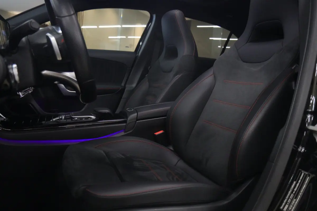 200 AMG /PANO/MEMORY/KEYLESS/SFEER/CAMERA/BOMVOL