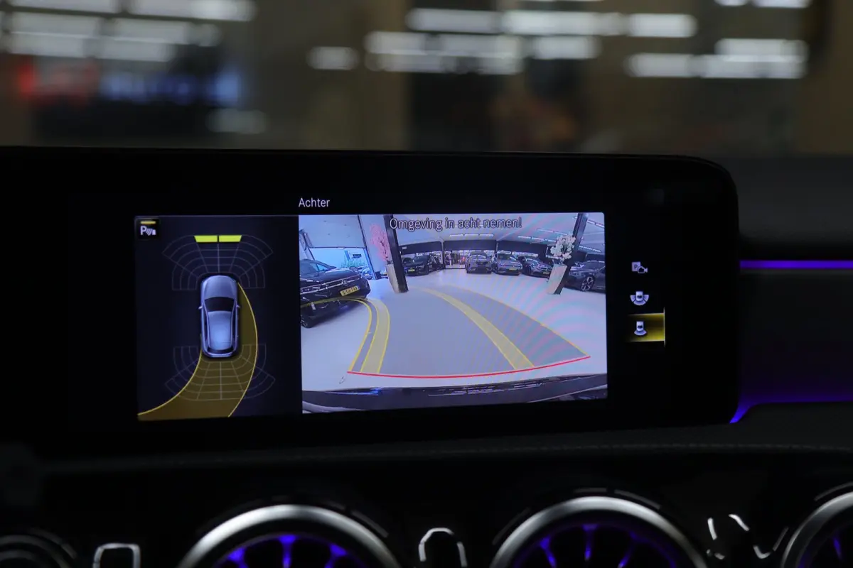 200 AMG /PANO/MEMORY/KEYLESS/SFEER/CAMERA/BOMVOL