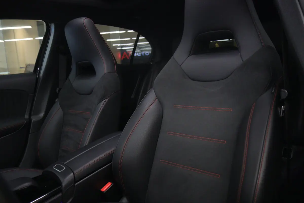 200 AMG /PANO/MEMORY/KEYLESS/SFEER/CAMERA/BOMVOL