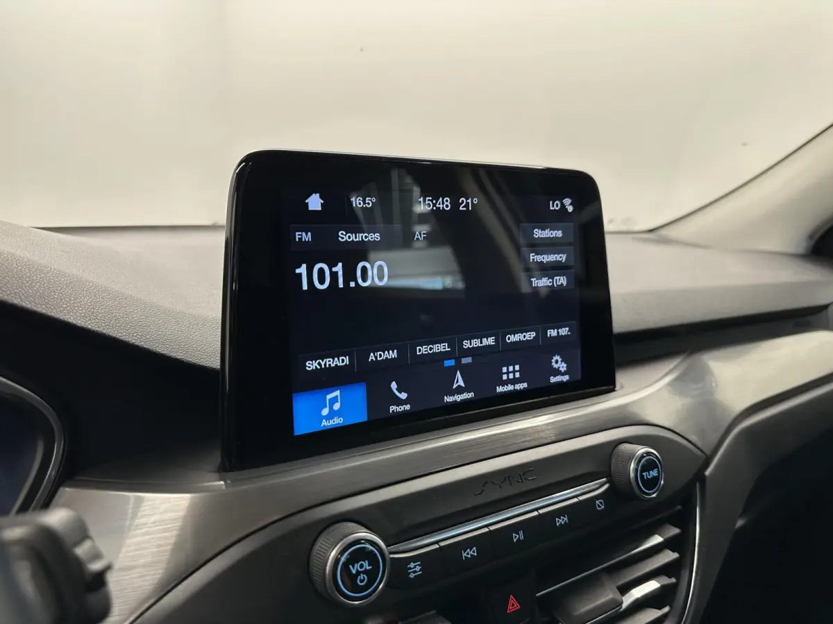 1.0 EcoBoost Titanium Business NAVI CRUISE LM ECC.