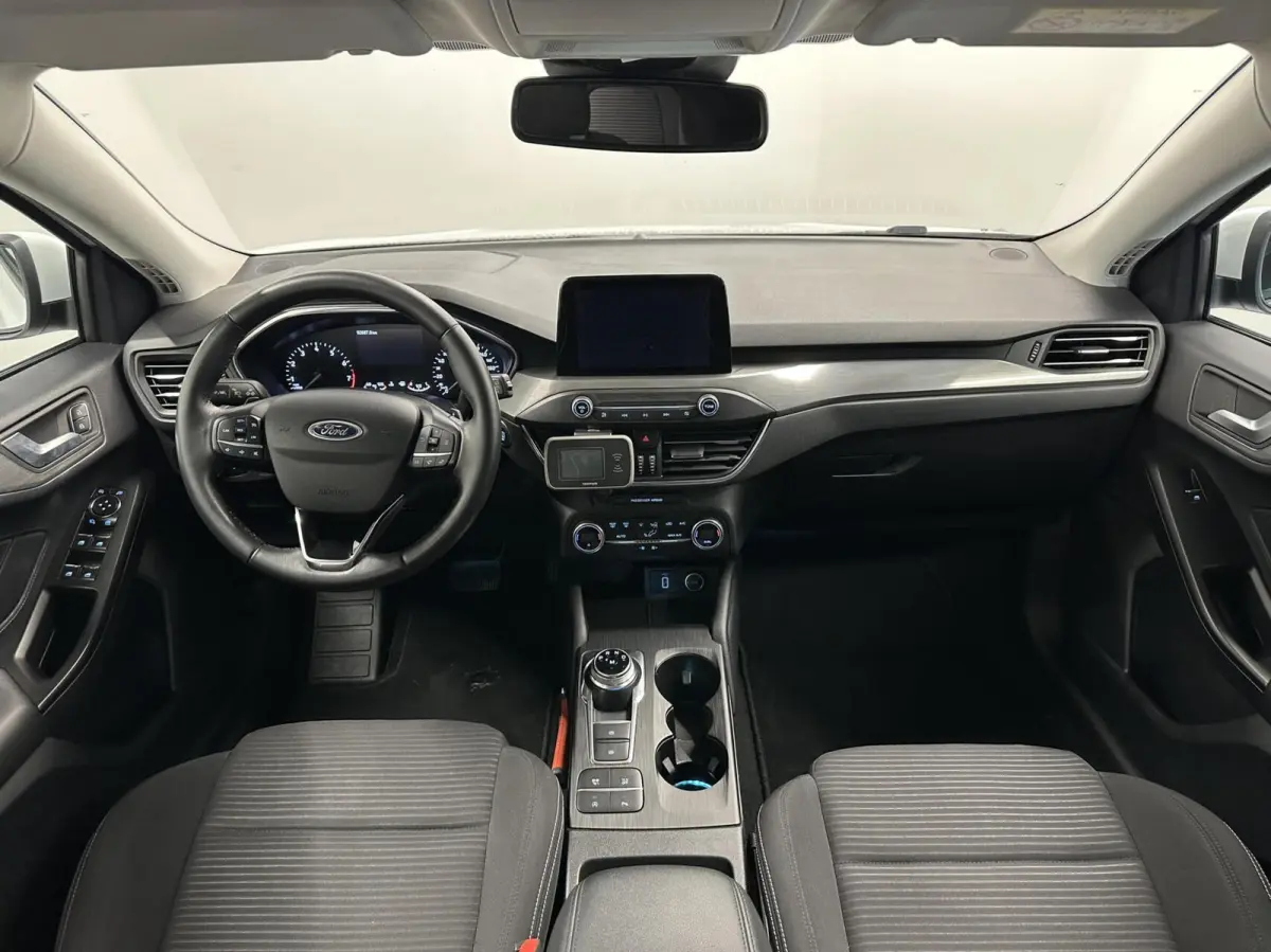 1.0 EcoBoost Titanium Business NAVI CRUISE LM ECC.