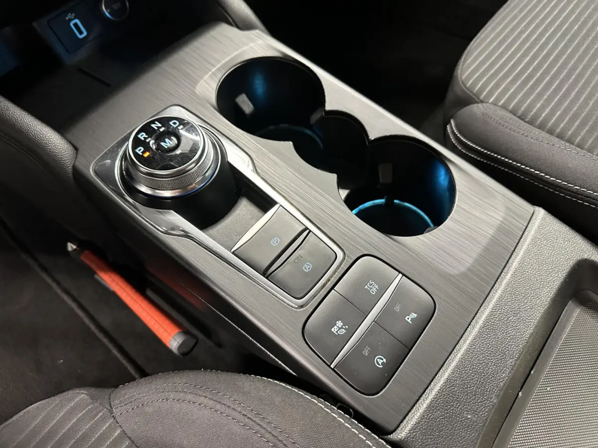 1.0 EcoBoost Titanium Business NAVI CRUISE LM ECC.