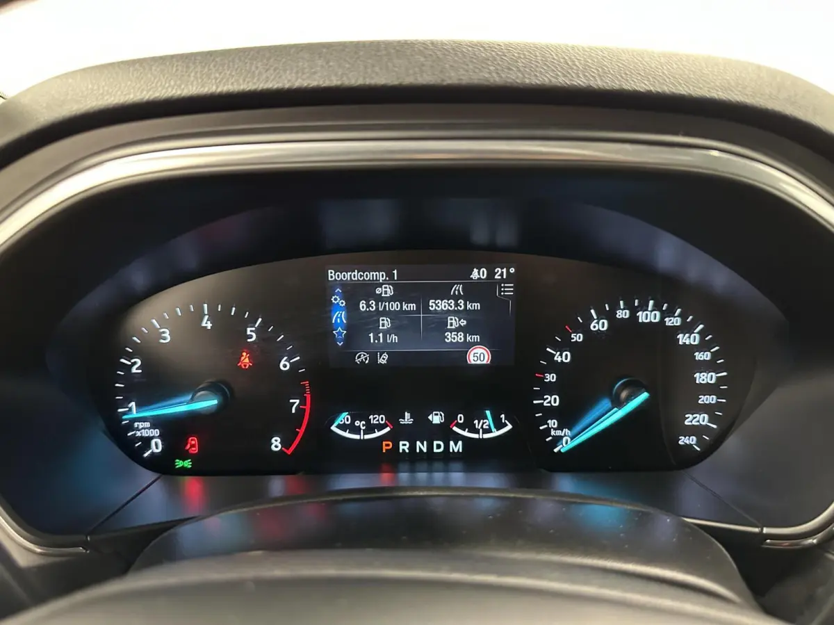 1.0 EcoBoost Titanium Business NAVI CRUISE LM ECC.