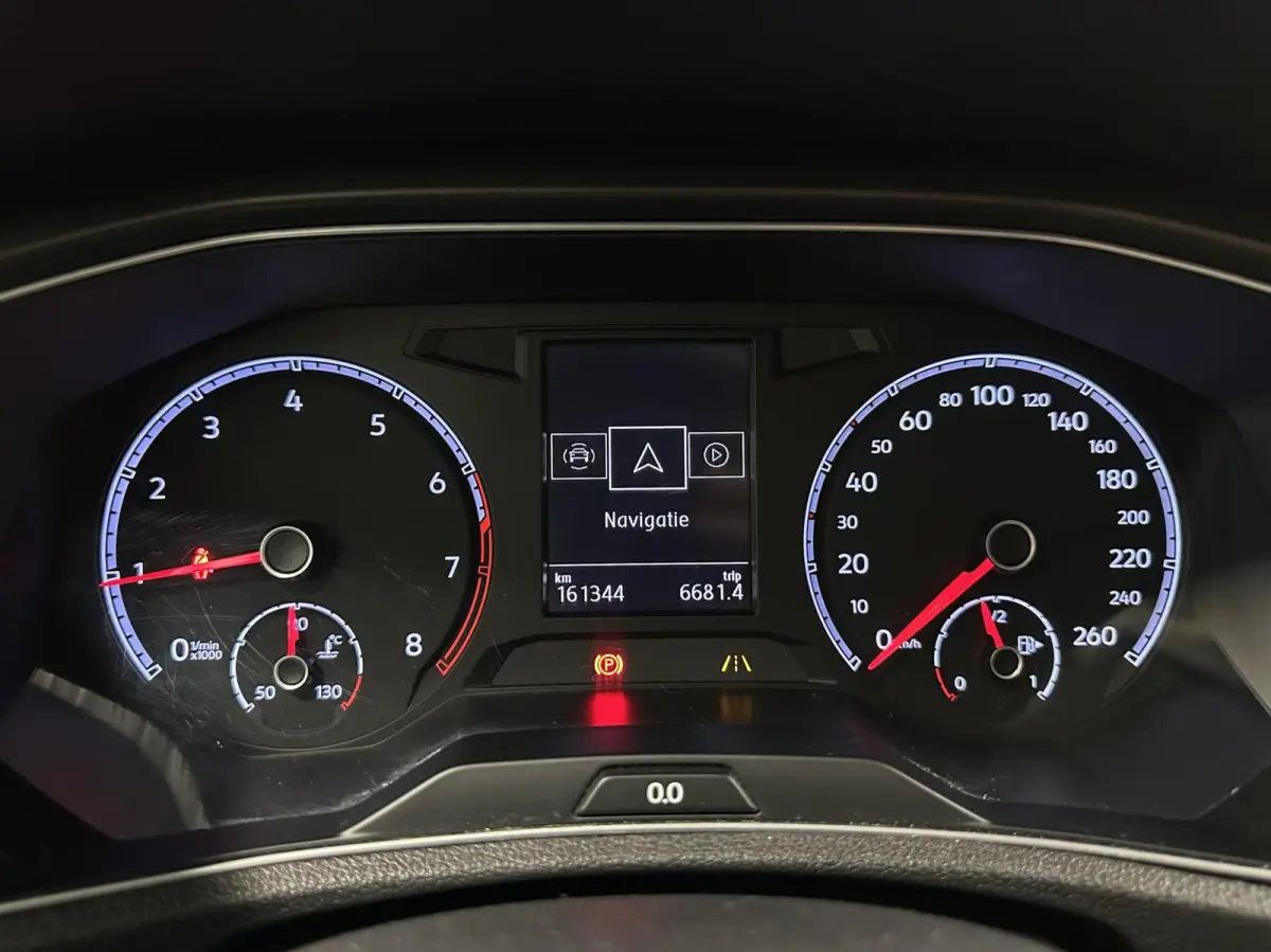 1.0 TSI Style Business CARPLAY NAVI ADAPTIEF CRUISE LM ECC STOELVERWARMING.