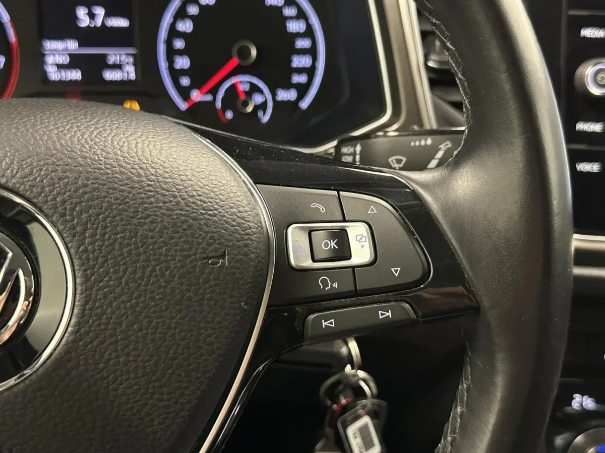 1.0 TSI Style Business CARPLAY NAVI ADAPTIEF CRUISE LM ECC STOELVERWARMING.
