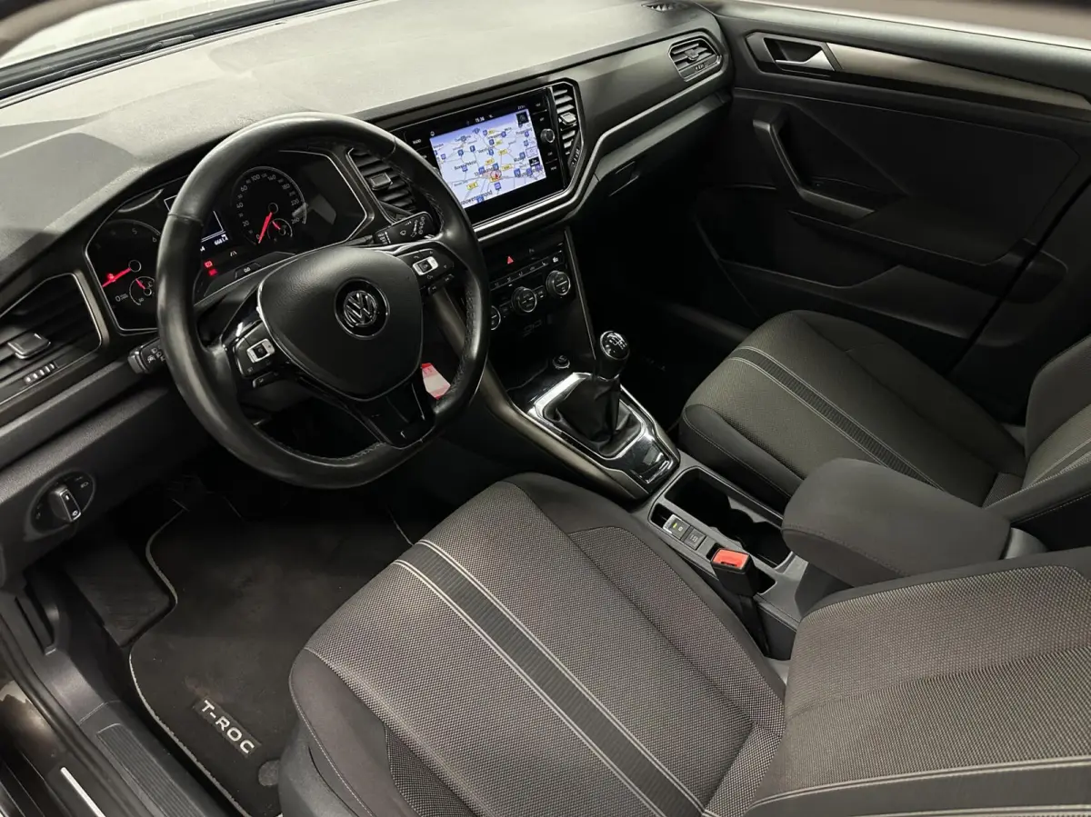 1.0 TSI Style Business CARPLAY NAVI ADAPTIEF CRUISE LM ECC STOELVERWARMING.