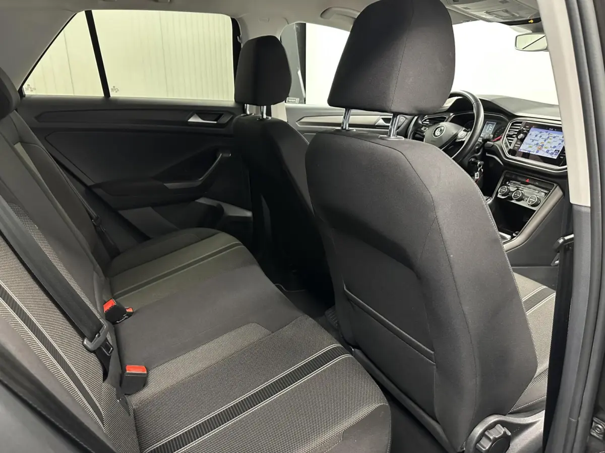 1.0 TSI Style Business CARPLAY NAVI ADAPTIEF CRUISE LM ECC STOELVERWARMING.