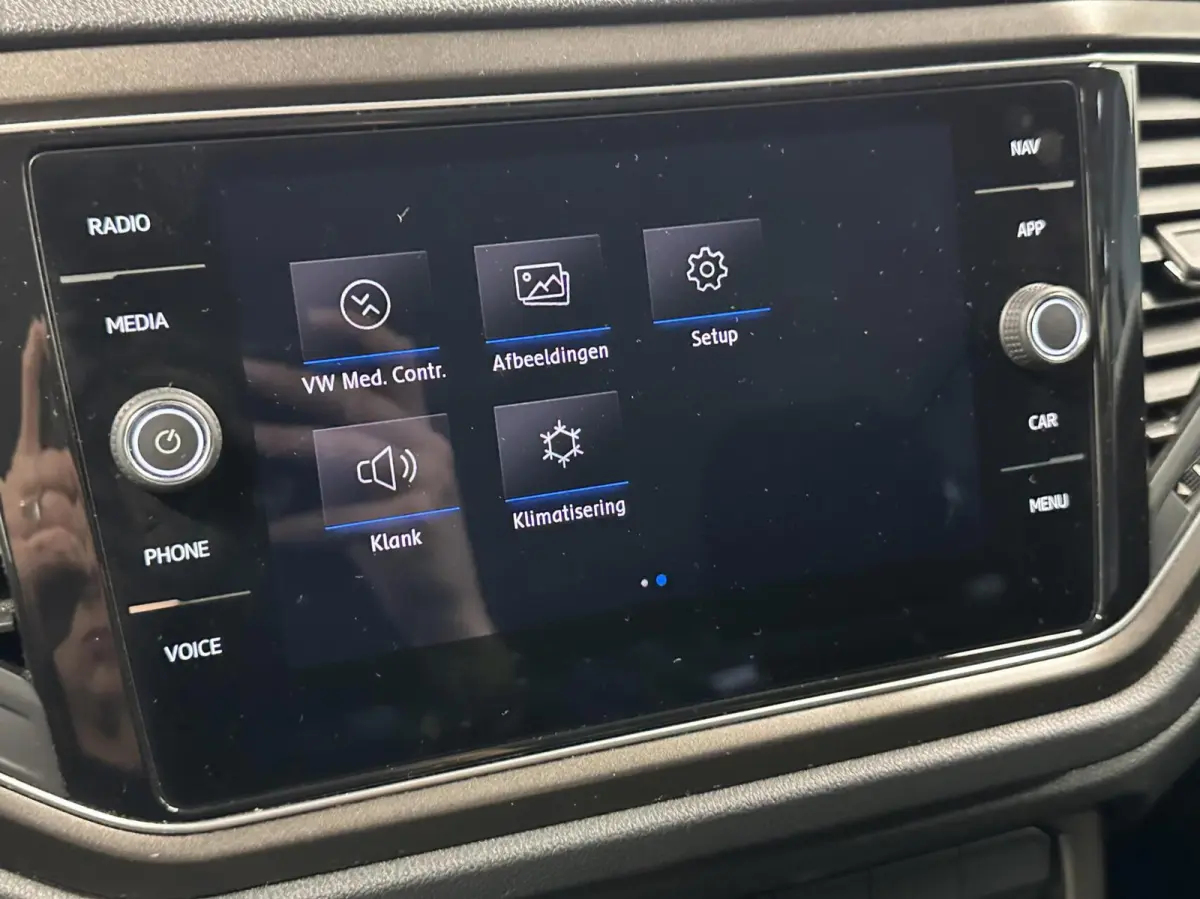 1.0 TSI Style Business CARPLAY NAVI ADAPTIEF CRUISE LM ECC STOELVERWARMING.