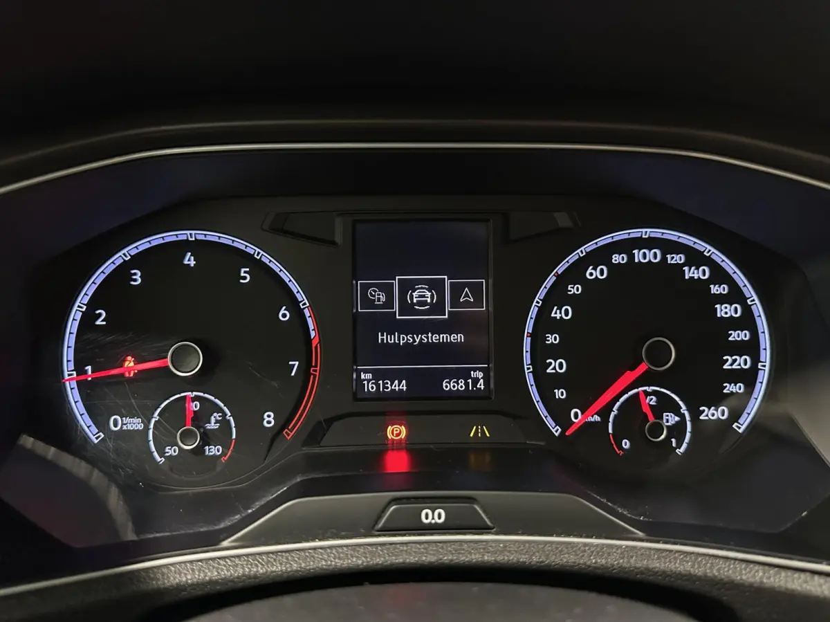 1.0 TSI Style Business CARPLAY NAVI ADAPTIEF CRUISE LM ECC STOELVERWARMING.