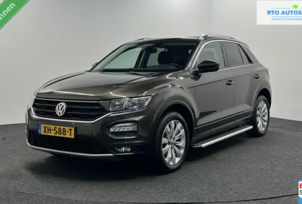 1.0 TSI Style Business CARPLAY NAVI ADAPTIEF CRUISE LM ECC STOELVERWARMING.