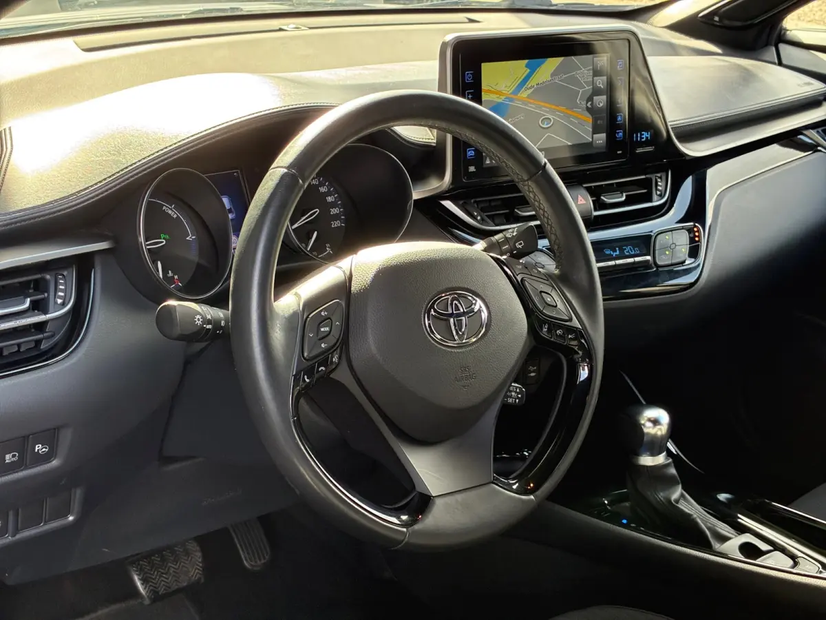 1.8 Hybrid Style|2e Eigenaar|Camera|Navigatie|CruiseControl|PDC|Climatronic|Nieuwe APK|NAP|
