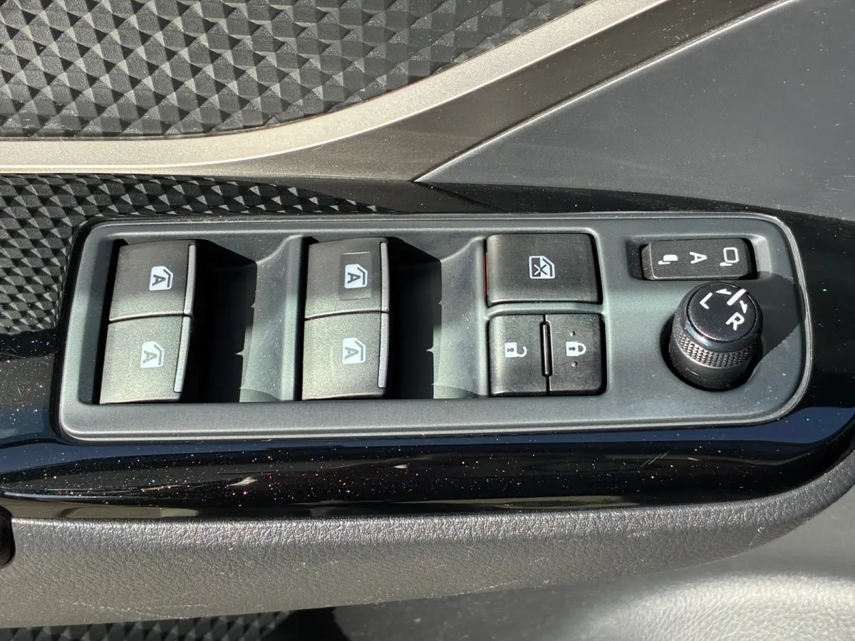 1.8 Hybrid Style|2e Eigenaar|Camera|Navigatie|CruiseControl|PDC|Climatronic|Nieuwe APK|NAP|