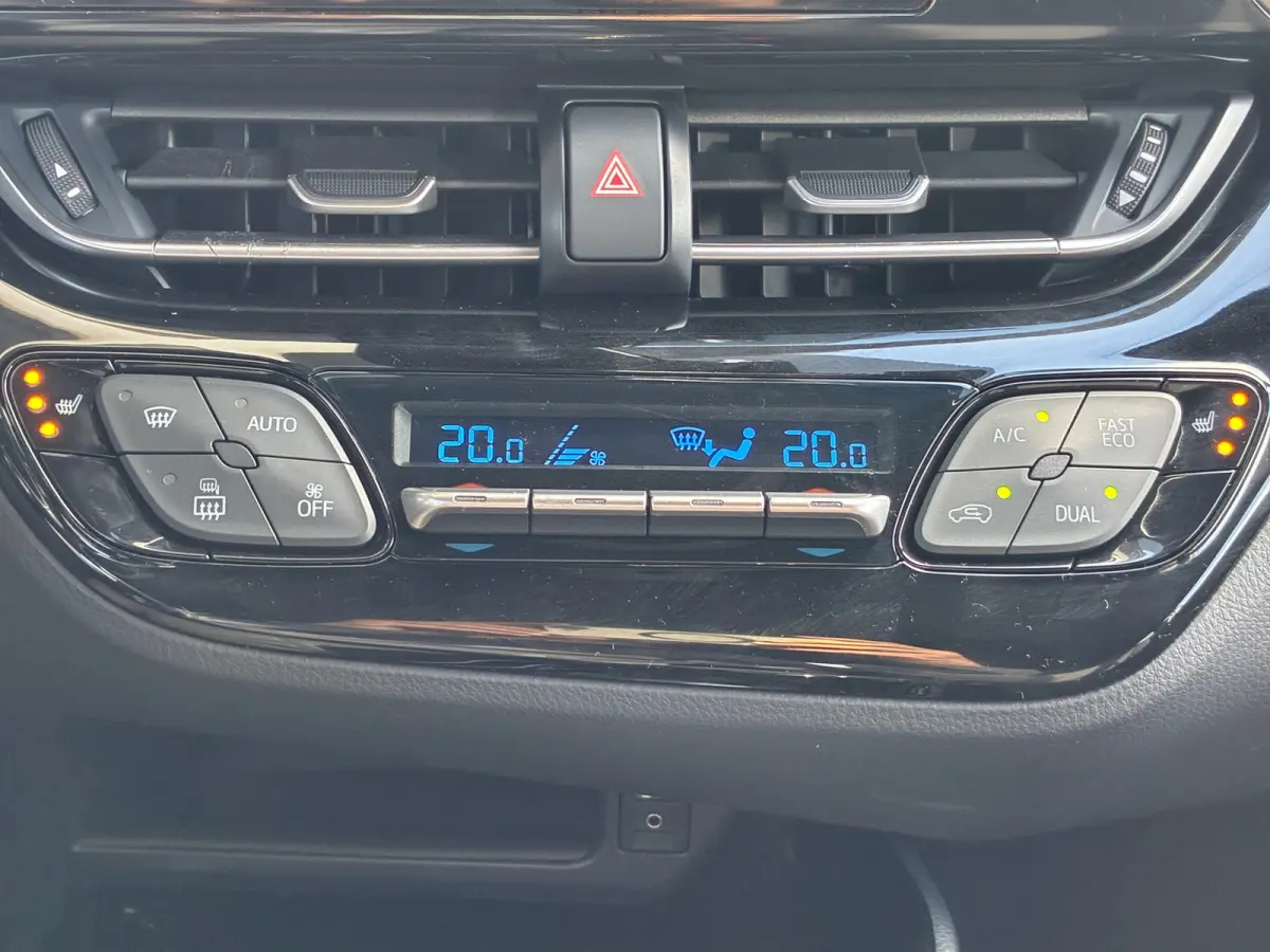 1.8 Hybrid Style|2e Eigenaar|Camera|Navigatie|CruiseControl|PDC|Climatronic|Nieuwe APK|NAP|