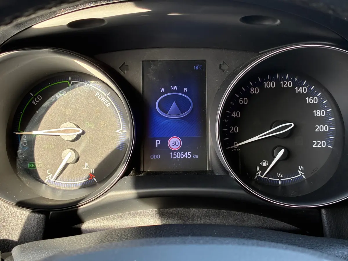 1.8 Hybrid Style|2e Eigenaar|Camera|Navigatie|CruiseControl|PDC|Climatronic|Nieuwe APK|NAP|