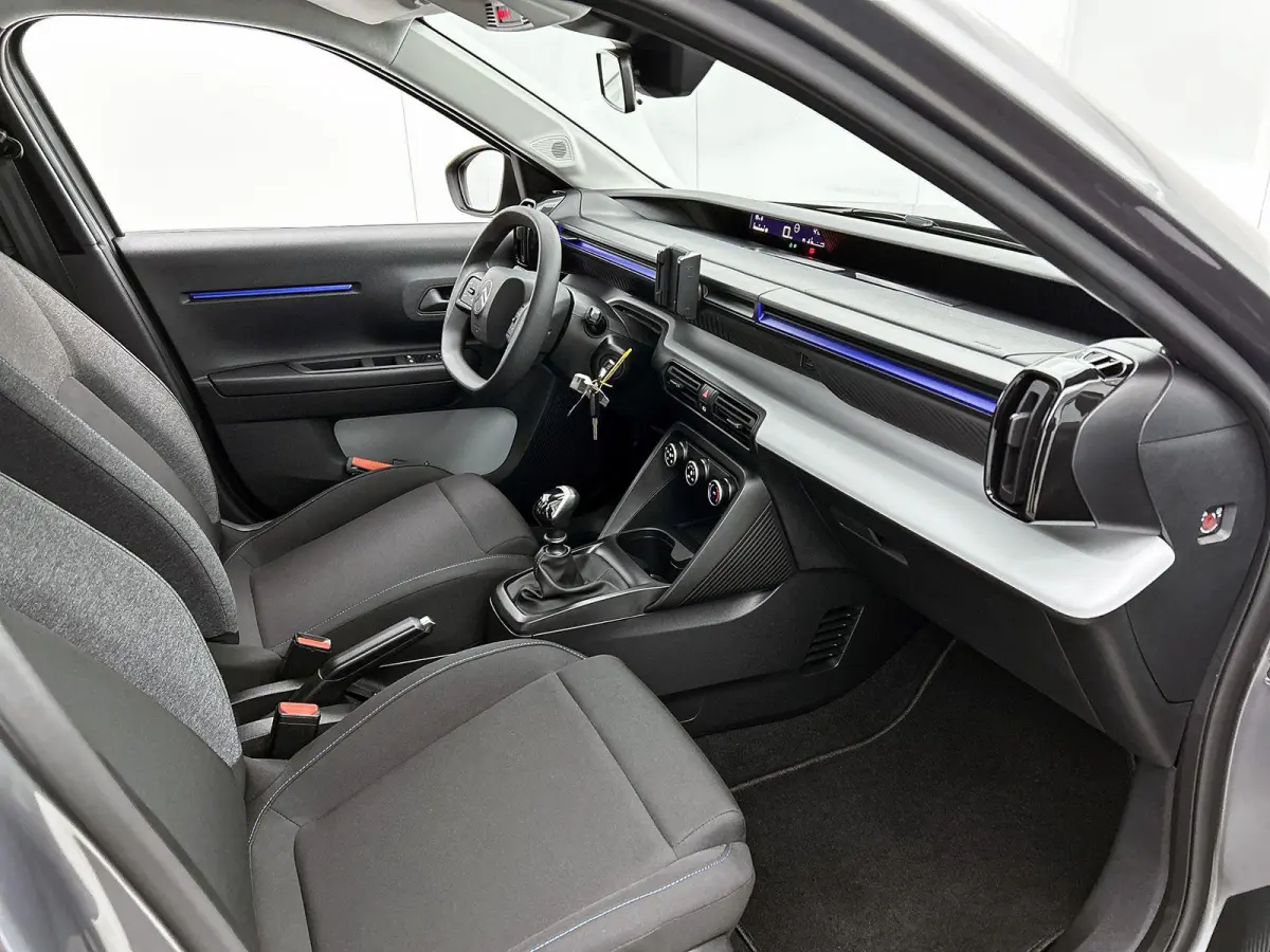 1.2 100pk You | Parkeersensoren achterzijde | Bluetooth telefoonvoorbereiding | Centrale deurvergrendeling op afstand