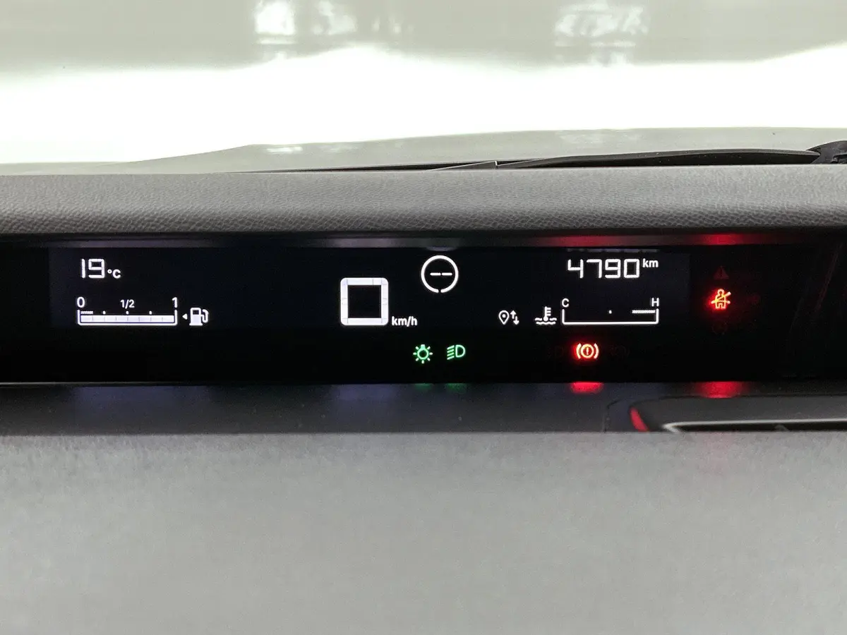 1.2 100pk You | Parkeersensoren achterzijde | Bluetooth telefoonvoorbereiding | Centrale deurvergrendeling op afstand