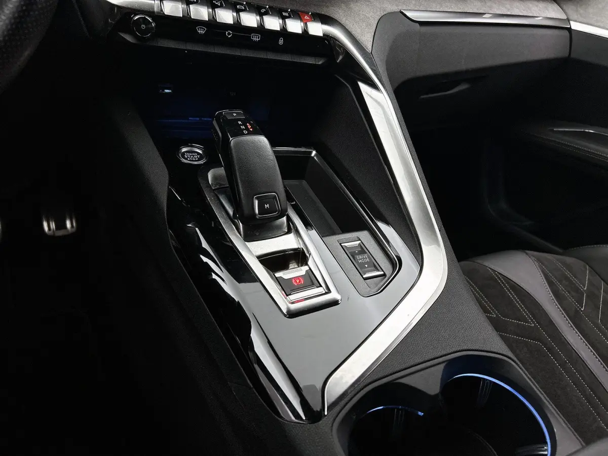 1.2 130pk GT Automaat | 1ste Eigenaar | Navigatie | Apple CarPlay/Android Auto | Adaptieve Cruise Control | Camera | Climate Control | Dodehoekdetectie | Keyless Entry/Start | Isofix | Priva