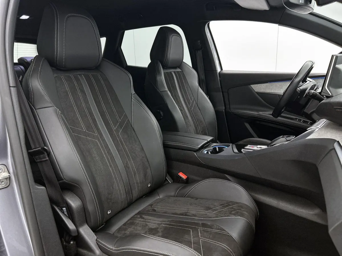 1.2 130pk GT Automaat | 1ste Eigenaar | Navigatie | Apple CarPlay/Android Auto | Adaptieve Cruise Control | Camera | Climate Control | Dodehoekdetectie | Keyless Entry/Start | Isofix | Priva