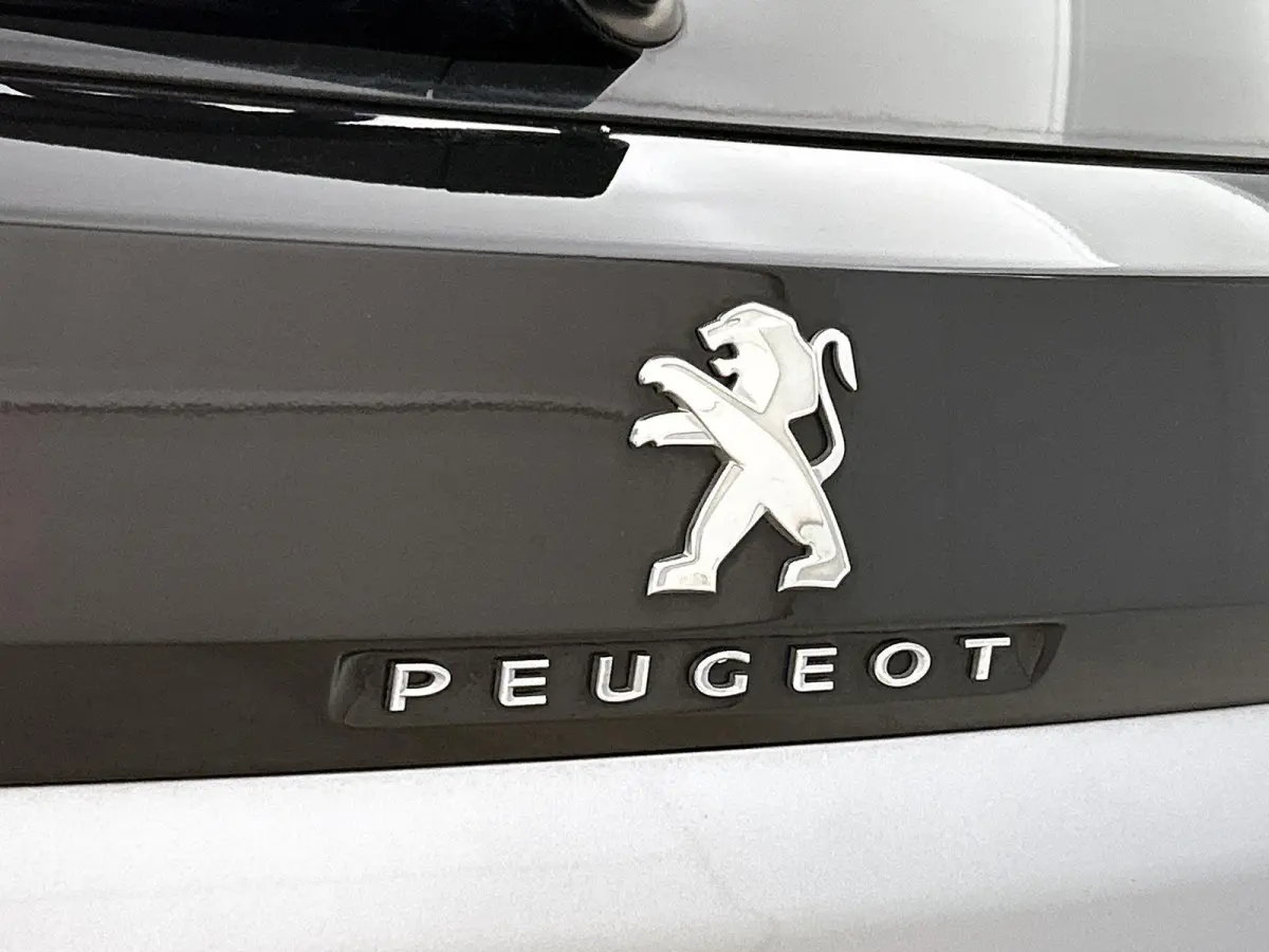 1.2 130pk GT Automaat | 1ste Eigenaar | Navigatie | Apple CarPlay/Android Auto | Adaptieve Cruise Control | Camera | Climate Control | Dodehoekdetectie | Keyless Entry/Start | Isofix | Priva