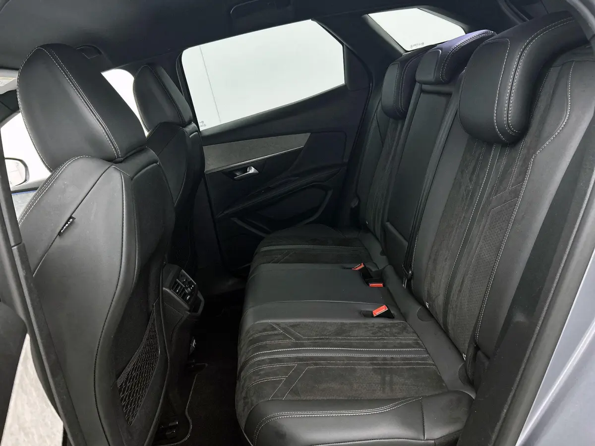 1.2 130pk GT Automaat | 1ste Eigenaar | Navigatie | Apple CarPlay/Android Auto | Adaptieve Cruise Control | Camera | Climate Control | Dodehoekdetectie | Keyless Entry/Start | Isofix | Priva