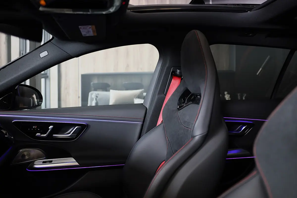 AMG 53 4MATIC+ / Hyperscreen / Head Up / Performance Sitze / Burmester4D / 360 Camera / 4W Sturing