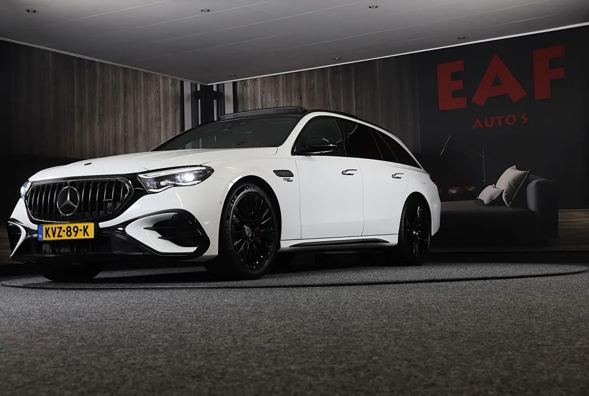 AMG 53 4MATIC+ / Hyperscreen / Head Up / Performance Sitze / Burmester4D / 360 Camera / 4W Sturing