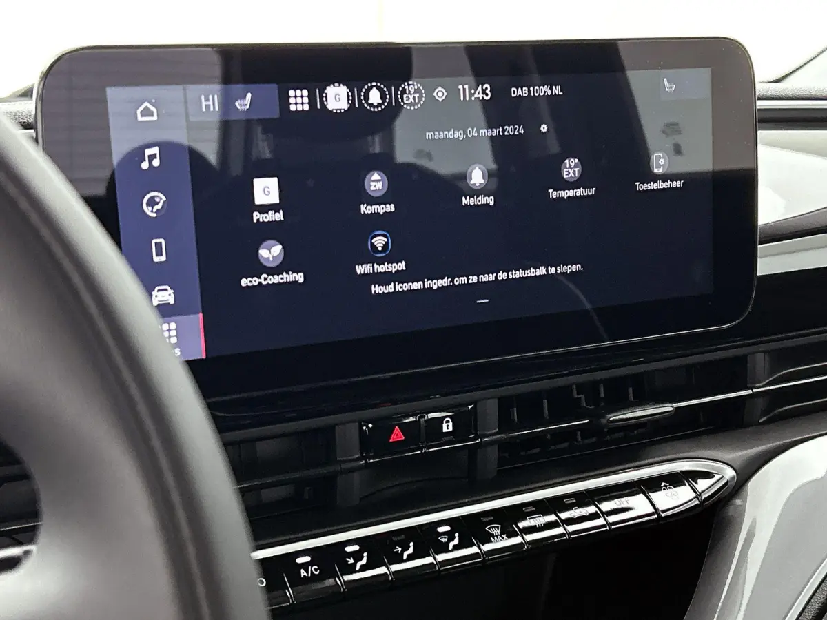 118pk Urban 42 kWh Automaat | LAGE KM | Apple Carplay/Android Auto | Camera | Cruise Control | Climate Control | Dodehoekdetectie | 16"LMV |