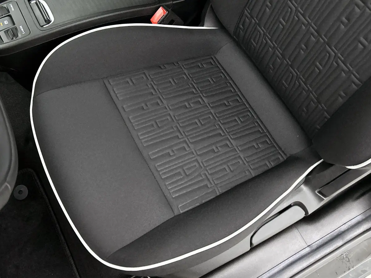 118pk Urban 42 kWh Automaat | LAGE KM | Apple Carplay/Android Auto | Camera | Cruise Control | Climate Control | Dodehoekdetectie | 16"LMV |