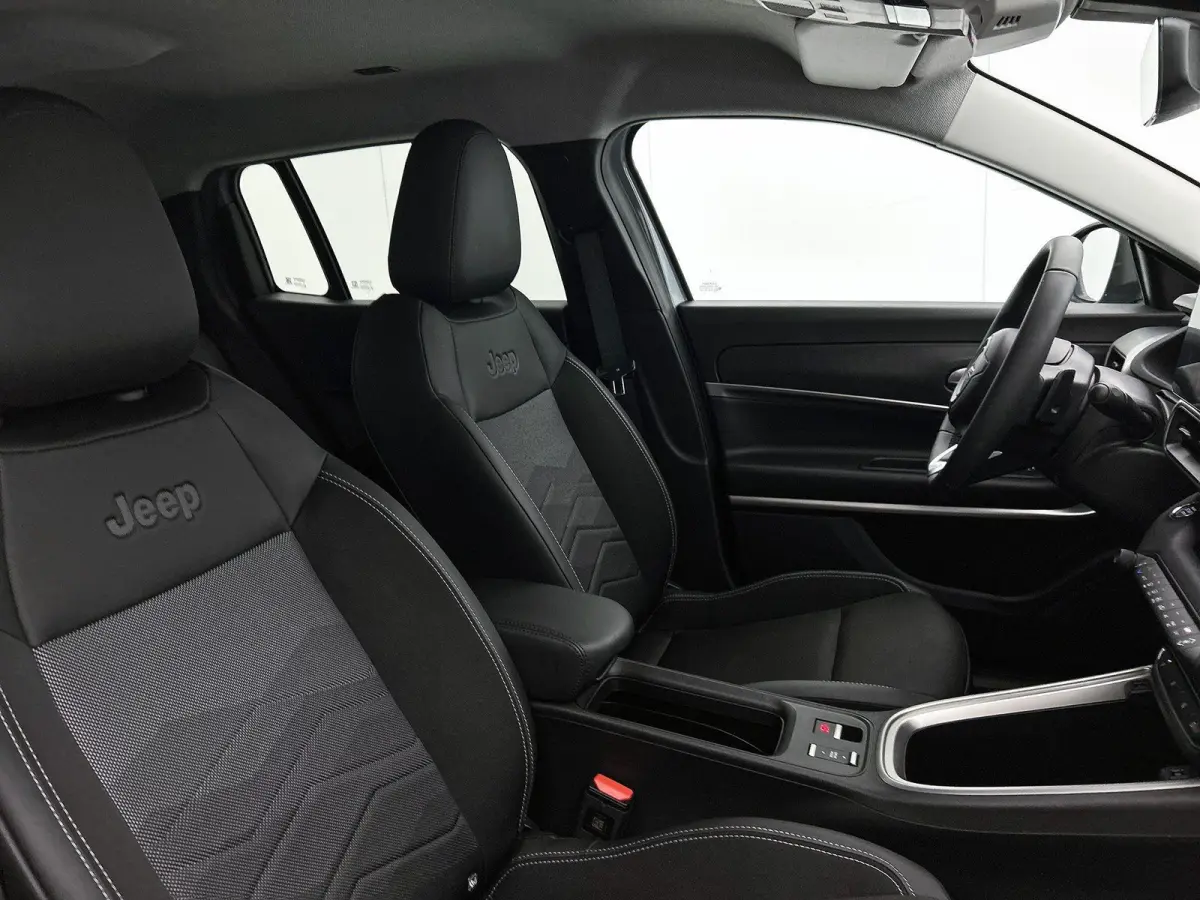 1.2 110pk e-Hybrid Altitude Automaat | 1ste Eigenaar | Elektrische Klep | Navigatie | Apple Carplay/Android Auto | Climate Control | Adaptieve Cruise Control | Parkeersensoren Achter | Leder