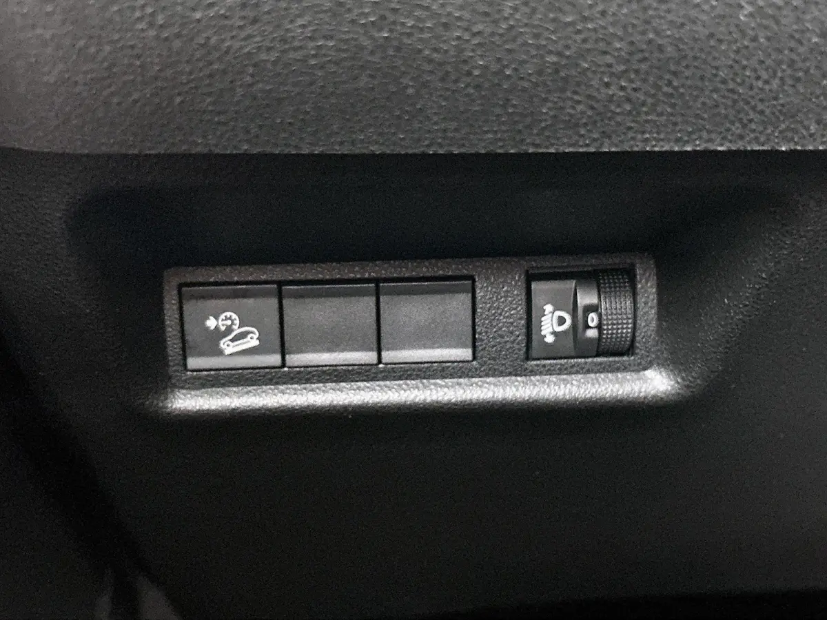 1.2 110pk e-Hybrid Altitude Automaat | 1ste Eigenaar | Elektrische Klep | Navigatie | Apple Carplay/Android Auto | Climate Control | Adaptieve Cruise Control | Parkeersensoren Achter | Leder