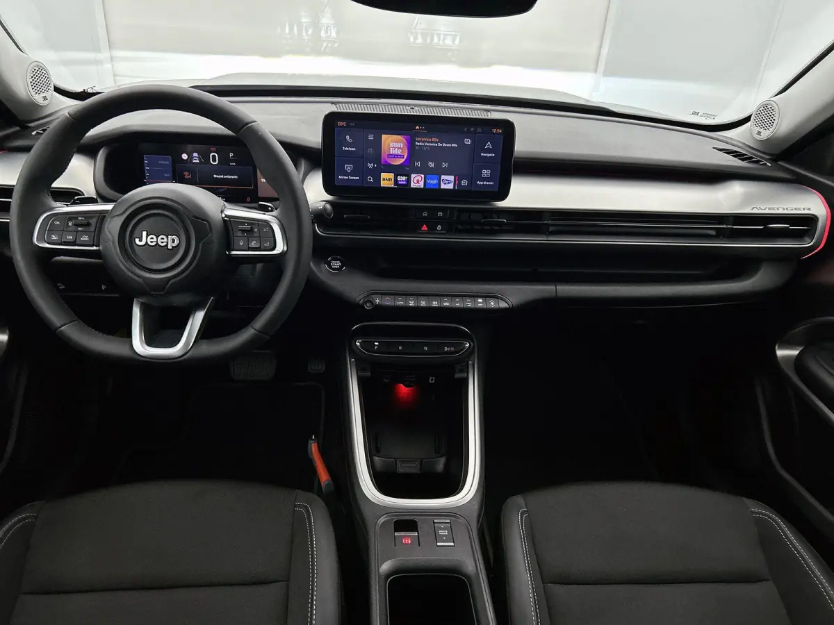 1.2 110pk e-Hybrid Altitude Automaat | 1ste Eigenaar | Elektrische Klep | Navigatie | Apple Carplay/Android Auto | Climate Control | Adaptieve Cruise Control | Parkeersensoren Achter | Leder