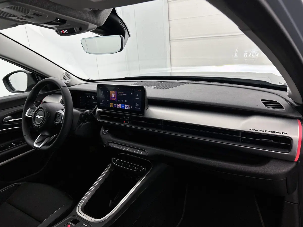 1.2 110pk e-Hybrid Altitude Automaat | 1ste Eigenaar | Elektrische Klep | Navigatie | Apple Carplay/Android Auto | Climate Control | Adaptieve Cruise Control | Parkeersensoren Achter | Leder