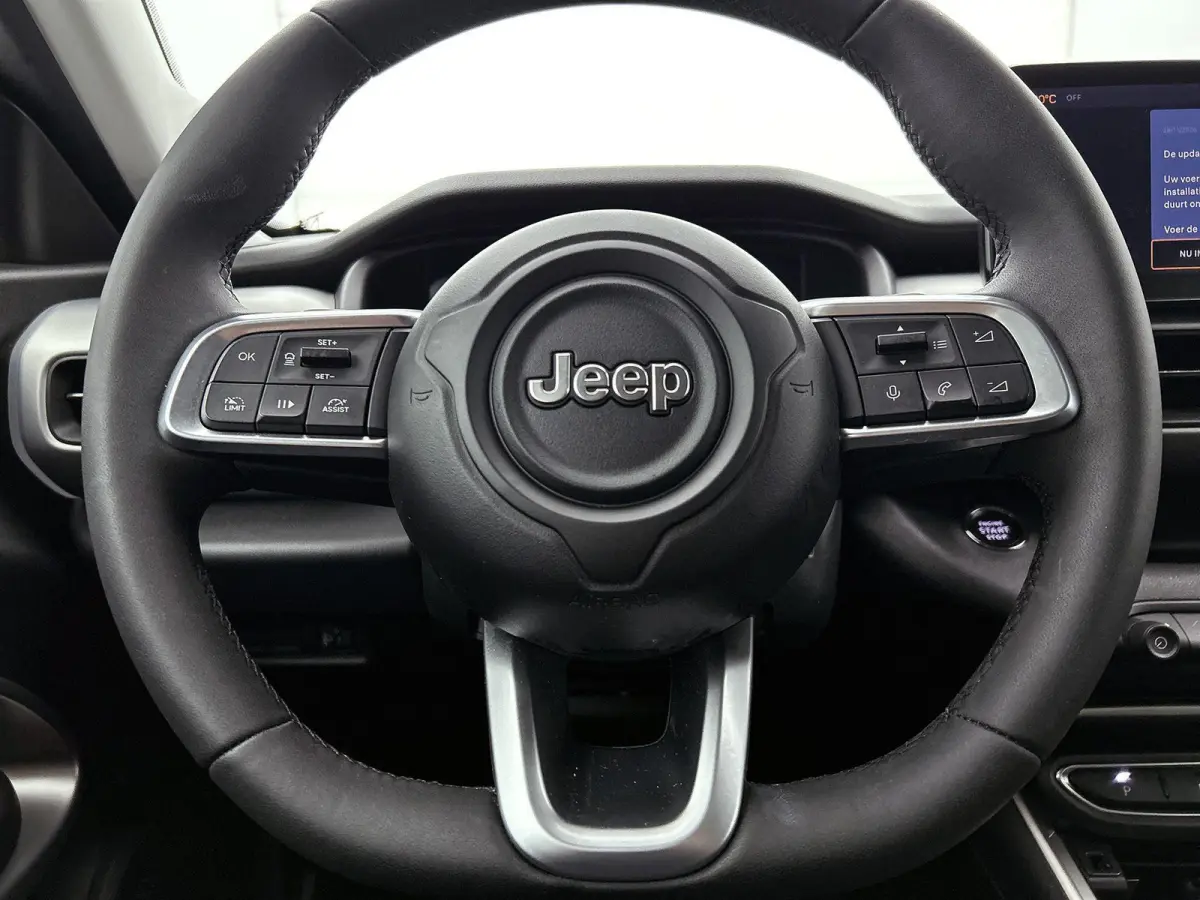 1.2 110pk e-Hybrid Altitude Automaat | 1ste Eigenaar | Elektrische Klep | Navigatie | Apple Carplay/Android Auto | Climate Control | Adaptieve Cruise Control | Parkeersensoren Achter | Leder