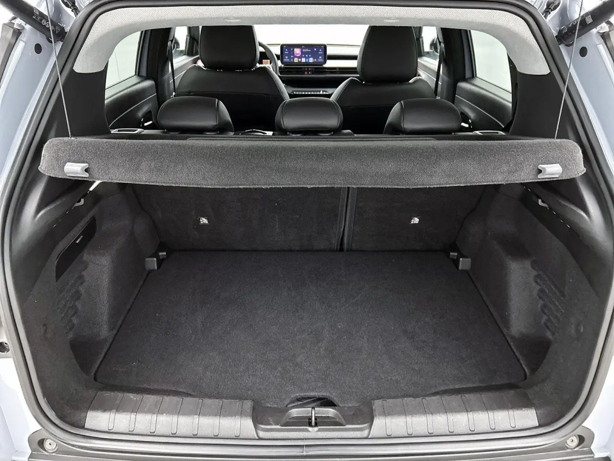 1.2 110pk e-Hybrid Altitude Automaat | 1ste Eigenaar | Elektrische Klep | Navigatie | Apple Carplay/Android Auto | Climate Control | Adaptieve Cruise Control | Parkeersensoren Achter | Leder