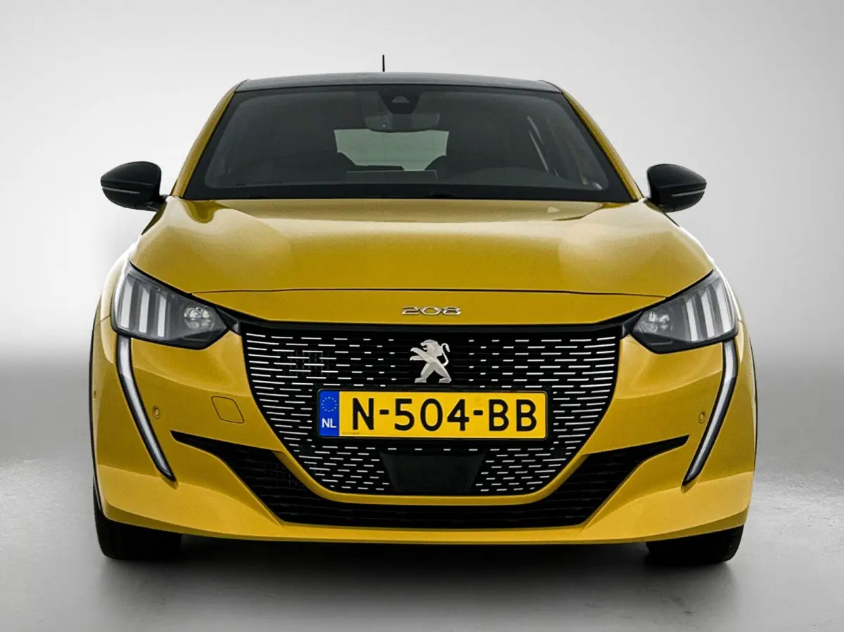 1.2 100pk GT Automaat | 1ste Eigenaar | Navigatie | Climate Control | Cruise Control | Camera | 17"LMV | Dodehoekdetectie | LED |
