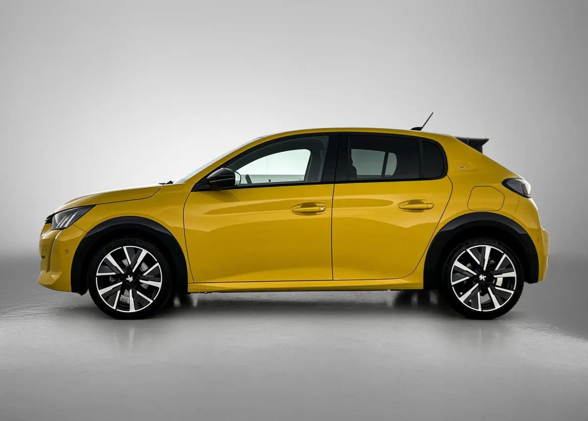 1.2 100pk GT Automaat | 1ste Eigenaar | Navigatie | Climate Control | Cruise Control | Camera | 17"LMV | Dodehoekdetectie | LED |