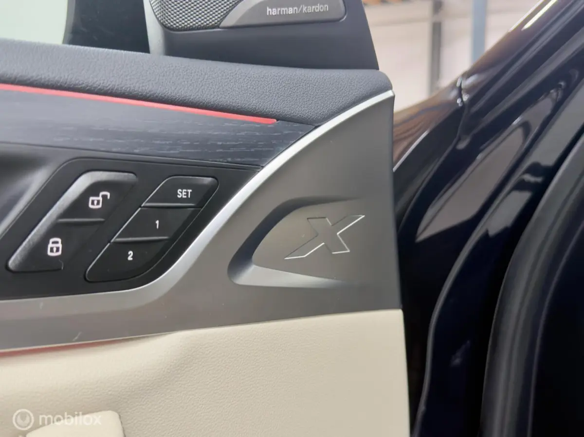 High Executive 80 kWh M Sport | Pano | M Seats | H/K | HuD | ACC | 360 | Memory | Dodehoek | Volledig Leder | BTW | NAP | Stoelverwarming | 286PK