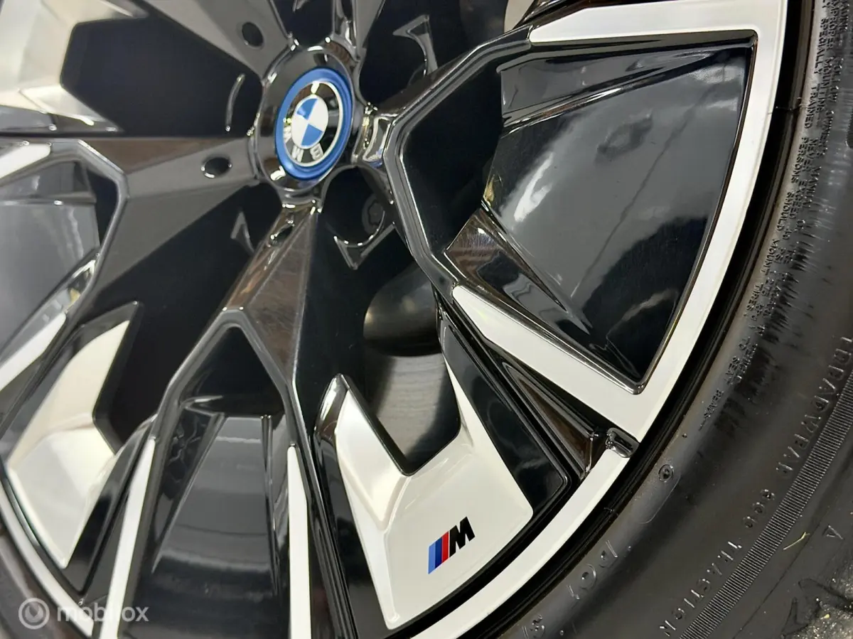 High Executive 80 kWh M Sport | Pano | M Seats | H/K | HuD | ACC | 360 | Memory | Dodehoek | Volledig Leder | BTW | NAP | Stoelverwarming | 286PK