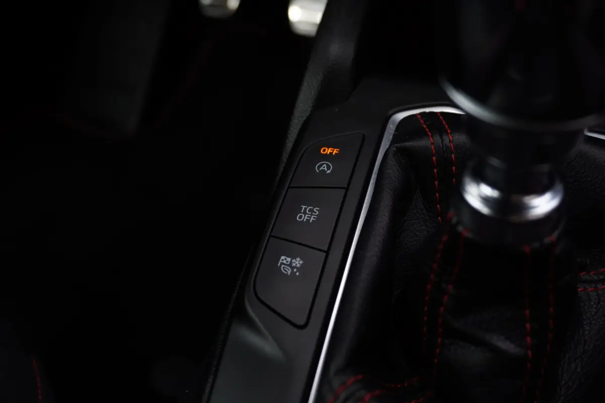 1.0 EcoBoost ST Line Business | Handgeschakeld | Airco | 18 Inch | Vol opties | Elek. Pakket | Inruil mogelijk