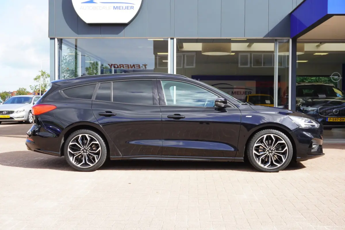 1.0 EcoBoost ST Line Business | Handgeschakeld | Airco | 18 Inch | Vol opties | Elek. Pakket | Inruil mogelijk