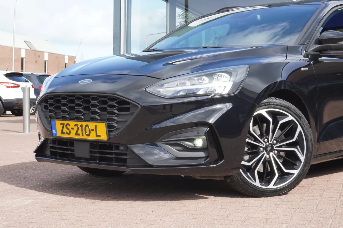 1.0 EcoBoost ST Line Business | Handgeschakeld | Airco | 18 Inch | Vol opties | Elek. Pakket | Inruil mogelijk