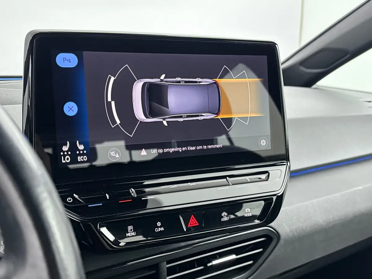 First 58 kWh | 18" | Adaptieve Cruise | Stoel/Stuurverwarming | Parkeerverwarming | PDC V+A | Climate Control